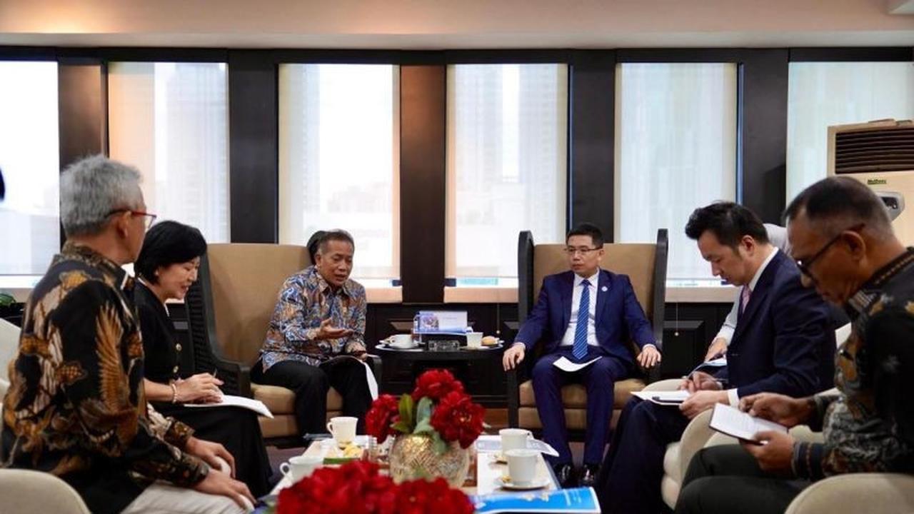 Menteri Koperasi Ajak China Perkuat Kolaborasi Alat Pertanian untuk Kopdes Merah Putih