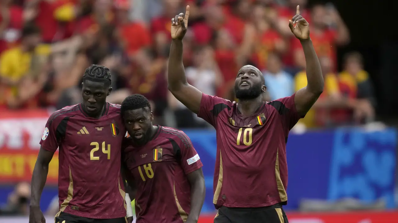 Foto: Dua Gol Romelu Lukaku Digagalkan VAR, Belgia Takluk dari Slovakia di Euro 2024