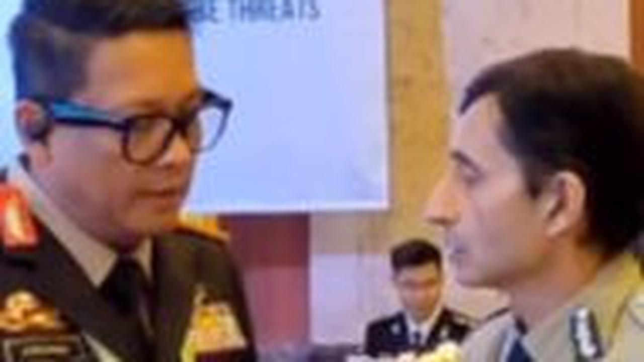 "Teman lama, saat 2011-2013 kami sama-sama berdinas di Markas PBB New York," tulisnya.