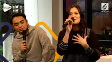 Raisa dan Dipha Barus mampir ke KLY Lounge untuk memperkenalkan single baru mereka 'My Kind of Crazy'. Raisa ternyata sempat ditantang nyanyi dangdut loh.