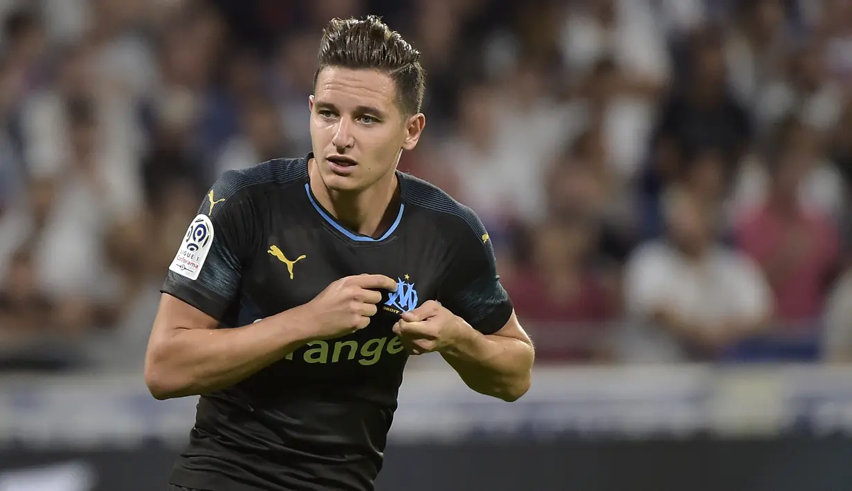 2. Florian Thauvin - Sempat merasakan atmosfer Premier League bersama Newcastle. Namun dirasa tidak cocok dengan permainan the magpies, Thauvin kembali ke klub asalnya, Marseille. (AFP/Romain Lafabregue)
