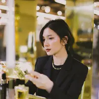 Dalam kesehariannya, Sheila Dara kerap tampil dengan gaya kasual [instagram/sheiladaisha]