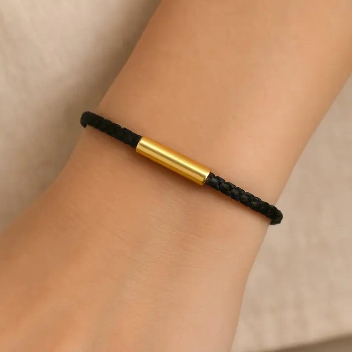 7 Model Gelang Emas Tali Hitam Terbaru, Aksesoris Kasual yang Stylish untuk Hangout