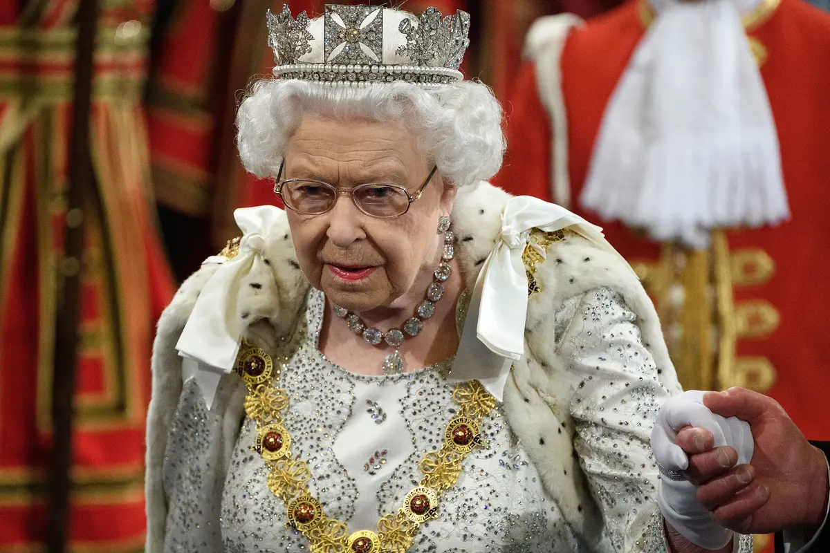 Ratu Elizabeth II