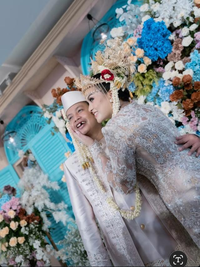 Dustin Tiffani dan Ditha Rizky Amalia