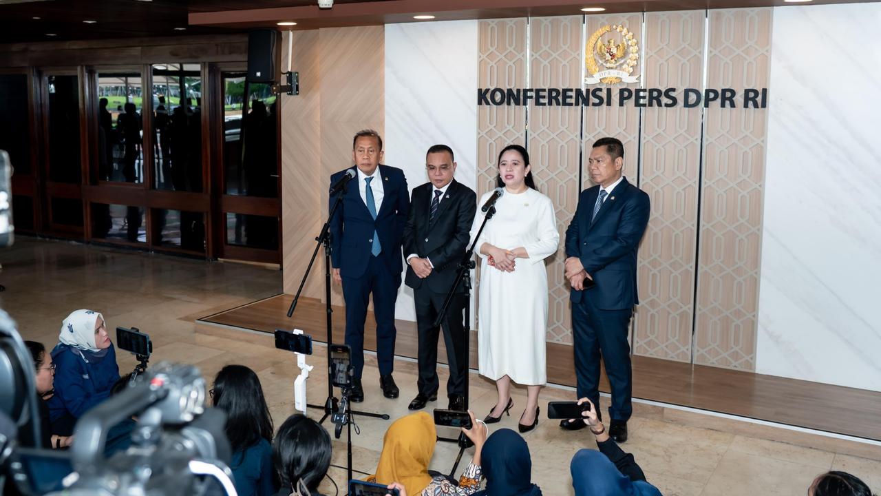 Pengesahan UU TNI, Puan: TNI Tetap Dilarang Berpolitik dan Berbisnis