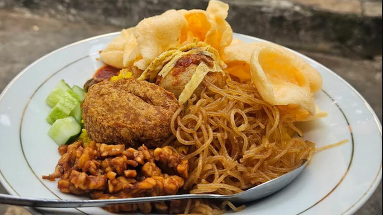 Nasi kuning di Bandung