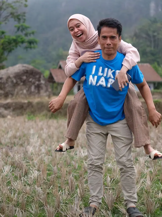 6 Momen Kebersamaan Lesty Kejora dan Ayah, Selalu Kompak