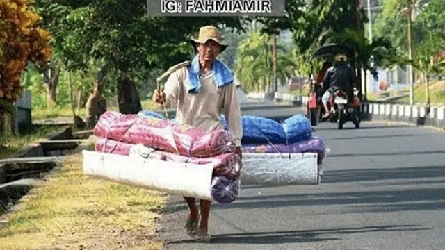 7 Plesetan Bisnis Kaki Lima Ini Bikin Ngakak