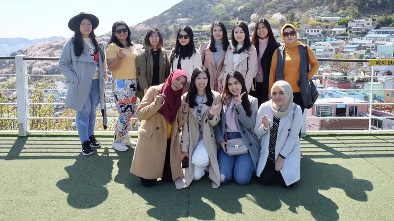 Nathania Astria di Backpacker Korea