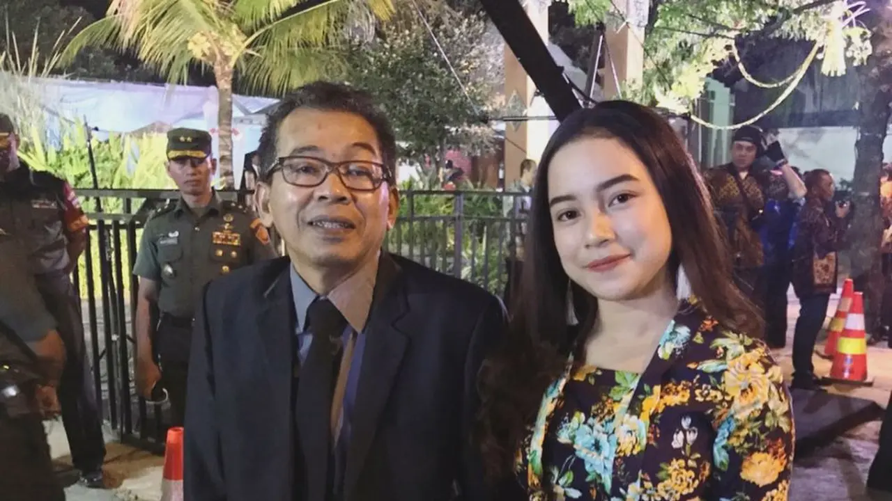Pesona 7 Anak Komedian Tanah Air, Cantik Memesona