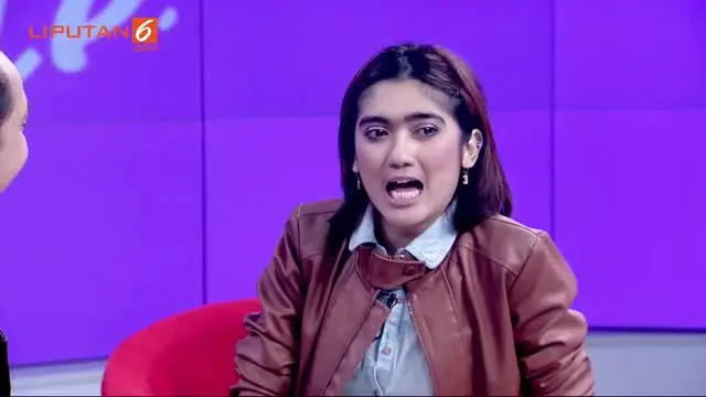 Revi Mariska Ungkap Penyebab Foto Tanpa Baju di Ranjang