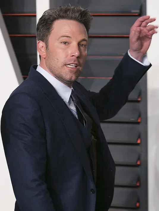 Aktor tampan, bergelimang harta, dan sukses didunia film membuat nama Ben Affleck menjadi dikenal. Ben Affleck harus banyak memakan permen mint agar nafas nya segar dan tidak bau mulut. (AFP/Bintang.com)