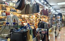 Gengsi di Balik Etalase: Fenomena Tas KW Super China yang Merajai Pasar Fashion Indonesia