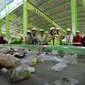 Porses pengolahan sampah di TPS 3R  Balak Banyuwangi (Istimewa)