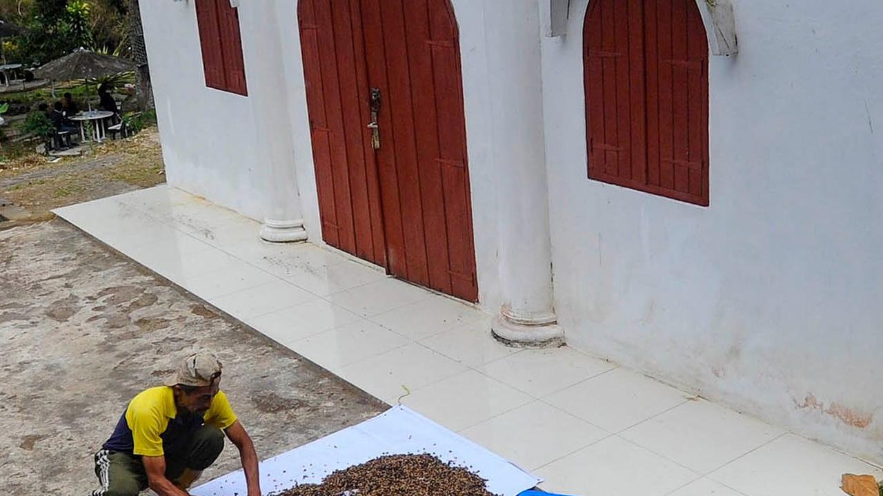 Namun kini, seiring perjalanan waktu penggunaan kincir air sudah tidak bisa lagi digunakan. Dan kini pengoperasian mesin penggilingan tersebut harus menggunakan tenaga roda hidrolik.<br>