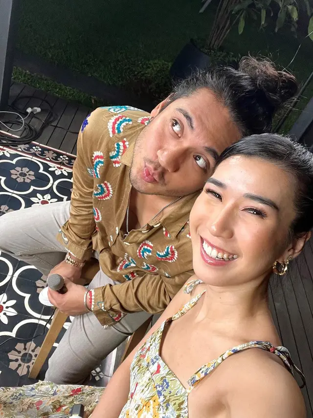 Penyanyi Christie dan aktor Giorgino Abraham berduet bawakan cover lagu Dua Lipa (Foto: Instagram @christie.ofcl)