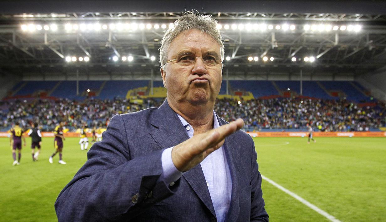  Guus Hiddink saat melatih Anzhi di Arnhem, Belanda, 09 August 2012.  (EPA/Bas Czerwinski)