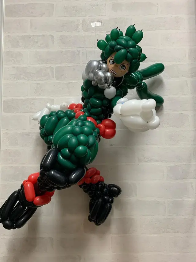 Seniman Ini Bikin Karakter Anime Pakai Balon, 6 Hasilnya Keren
