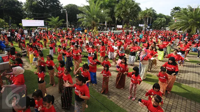 20160423-Ratusan Pelajar Yogya Flash Mob Tari Tradisional di Hari Sumpah Pemuda-Jakarta
