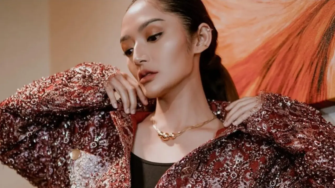 Siti Badriah Suntik Botox