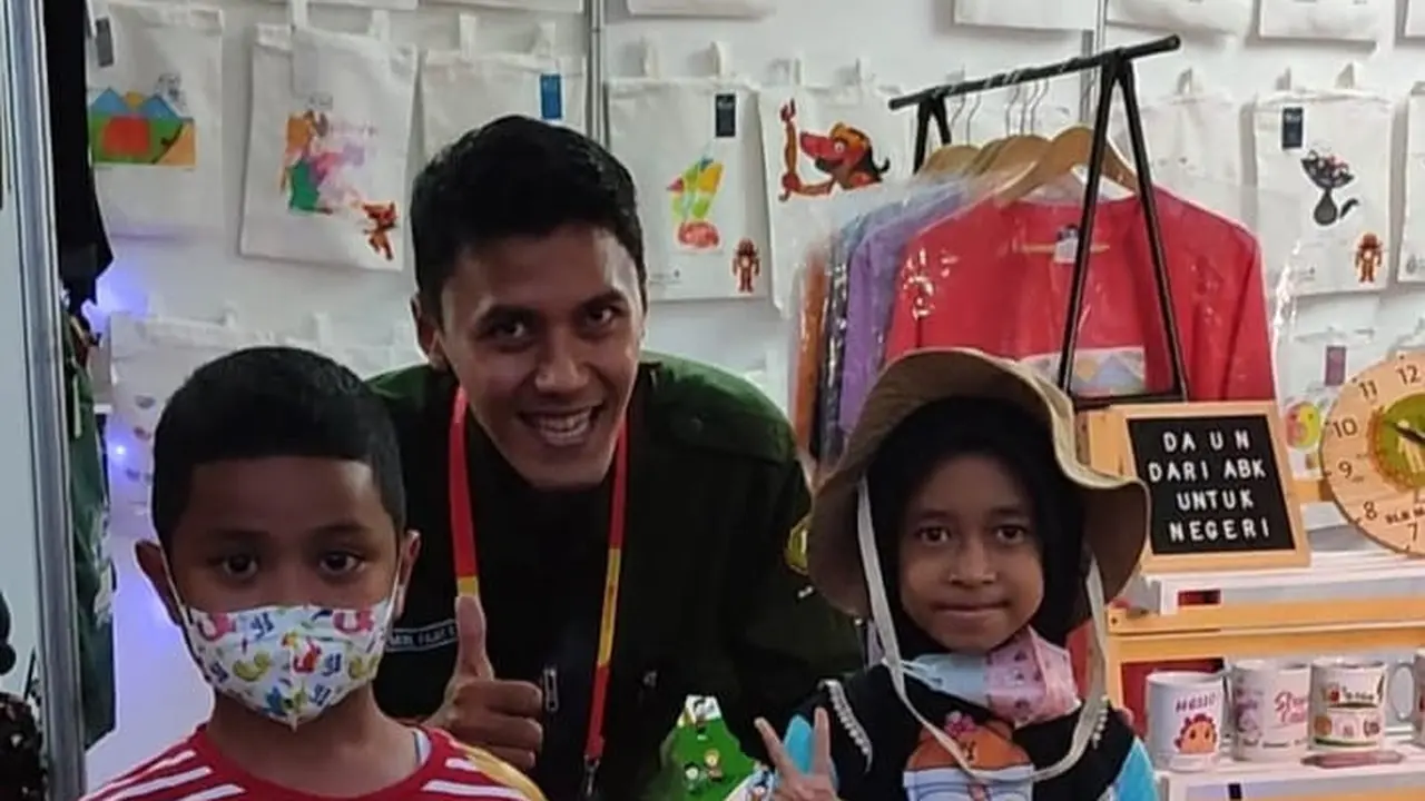 Buah Karya Pelajar SLB Jadi Souvenir Resmi ASEAN Para Games 2022. Dok. Istimewa