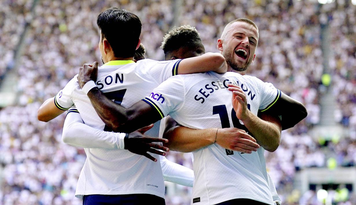 Skuad Antonio Conte berhasil membalas lewat gol-gol yang disumbangkan oleh Ryan Sessegnon, Eric Dier, gol bunuh diri Mohammed Salisu dan Dejan Kulusevski. (Kirsty O'Connor/PA via AP)