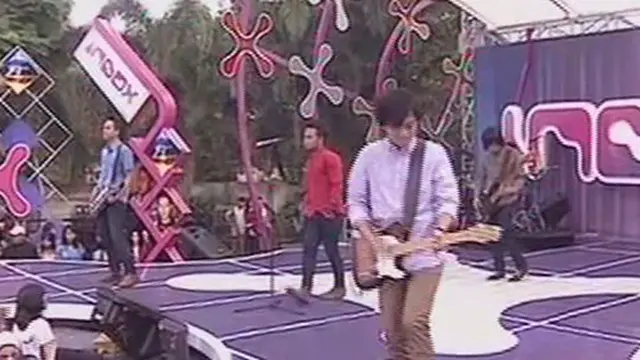 Hello Band - Move On