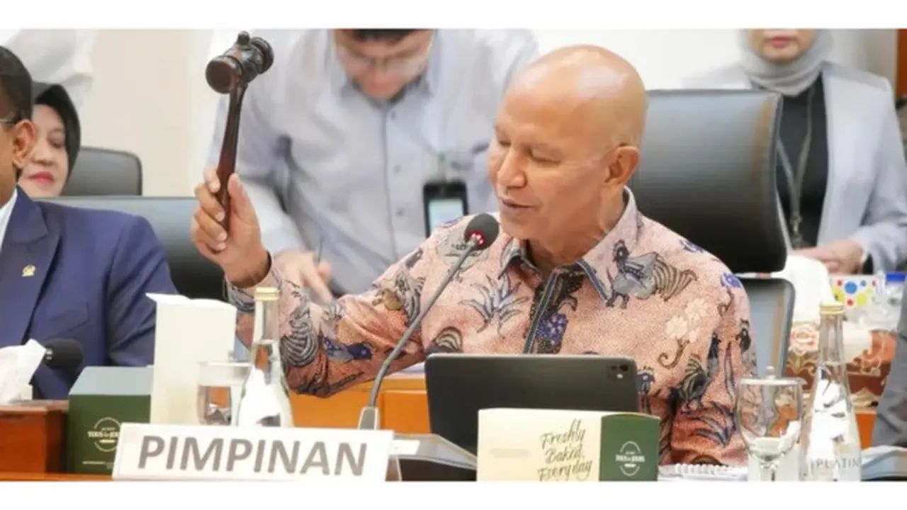 Tanggapan PDIP Soal Jokowi: Retreat Itu Urusan Internal Kami!