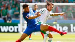 Perancis melawan Irlandia di babak 16 besar Piala Eropa 2016, Stade de Lyon, Perancis, Minggu (26/6). Perancis melaju ke babak 8 besar usai kalahkan Irlandia dengan skor 2-1. (REUTERS/ Kai Pfaffenbach)