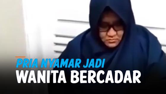VIDEO: Seorang Pria Keciduk Nyamar Jadi Wanita Bercadar saat Salat