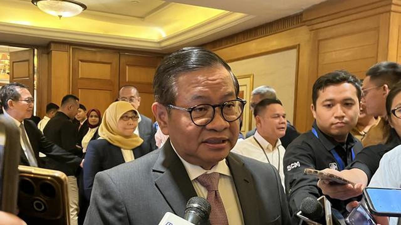 Sampah Cemari Laut Muara Baru Jakut, Pramono Imbau Warga Jaga Kebersihan