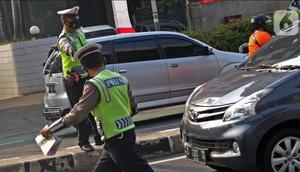 Awal pekan, Senin (26/8/2024) aturan ganjil genap Jakarta kembali berlaku. (Liputan6.com/Herman Zakharia)