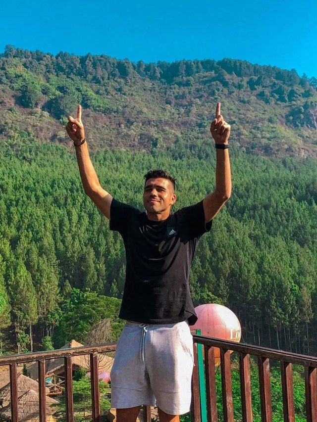 6 Potret Fabiano Beltrame, Bek Persib Bandung Jadi WNI