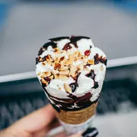 ilustrasi es krim/Photo by Pille-Riin Priske on Unsplash