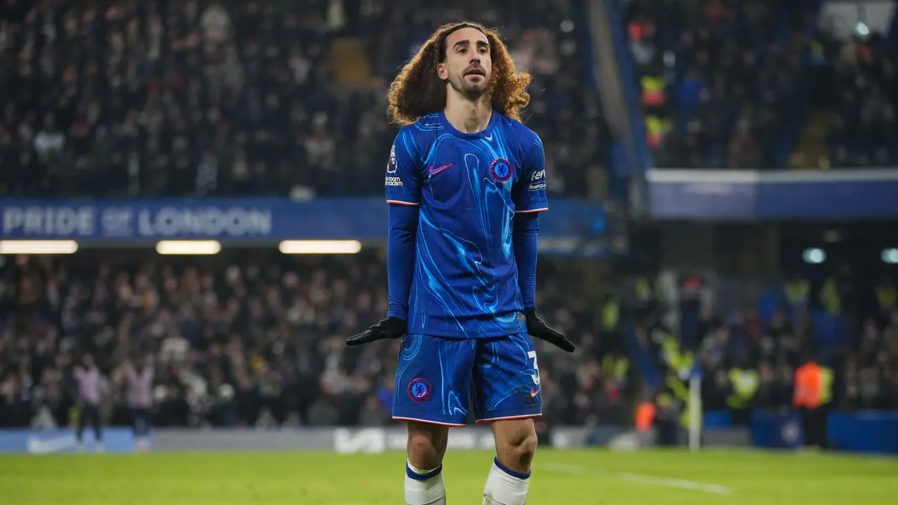 Foto: Melihat Ragam Selebrasi Marc Cucurella Saat Cetak Gol, Chelsea Akhiri Tren Buruk