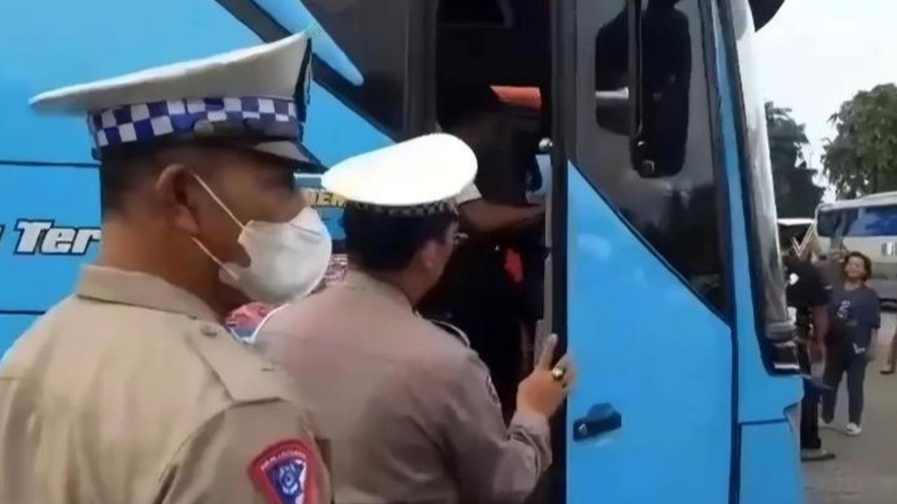 Duduk Perkara Klakson Basuri atau Telolet Dilarang