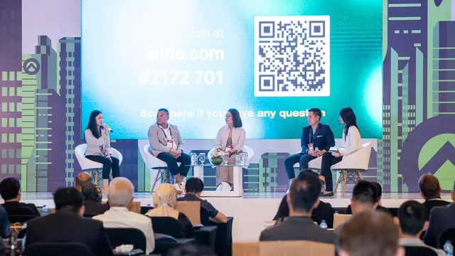 A Day with GVV dalam Tech In Asia Conference
