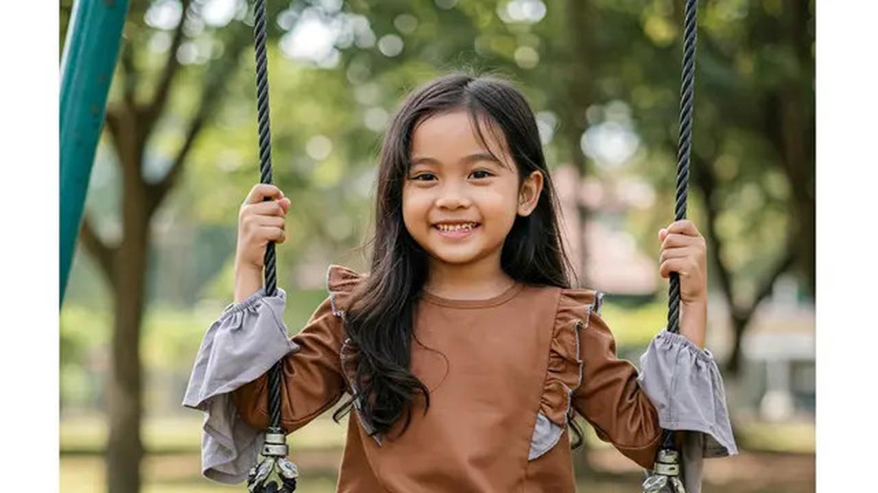 6 Model Gamis Anak Trendy untuk Beragam Acara 2025