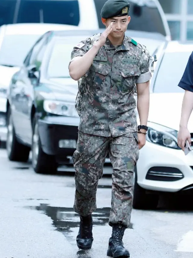 Taecyeon `2PM`
