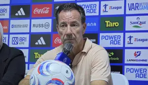 BRI Super League: PSIM Takluk dari PSM, Jean-Paul van Gastel Pertanyakan Peran VAR