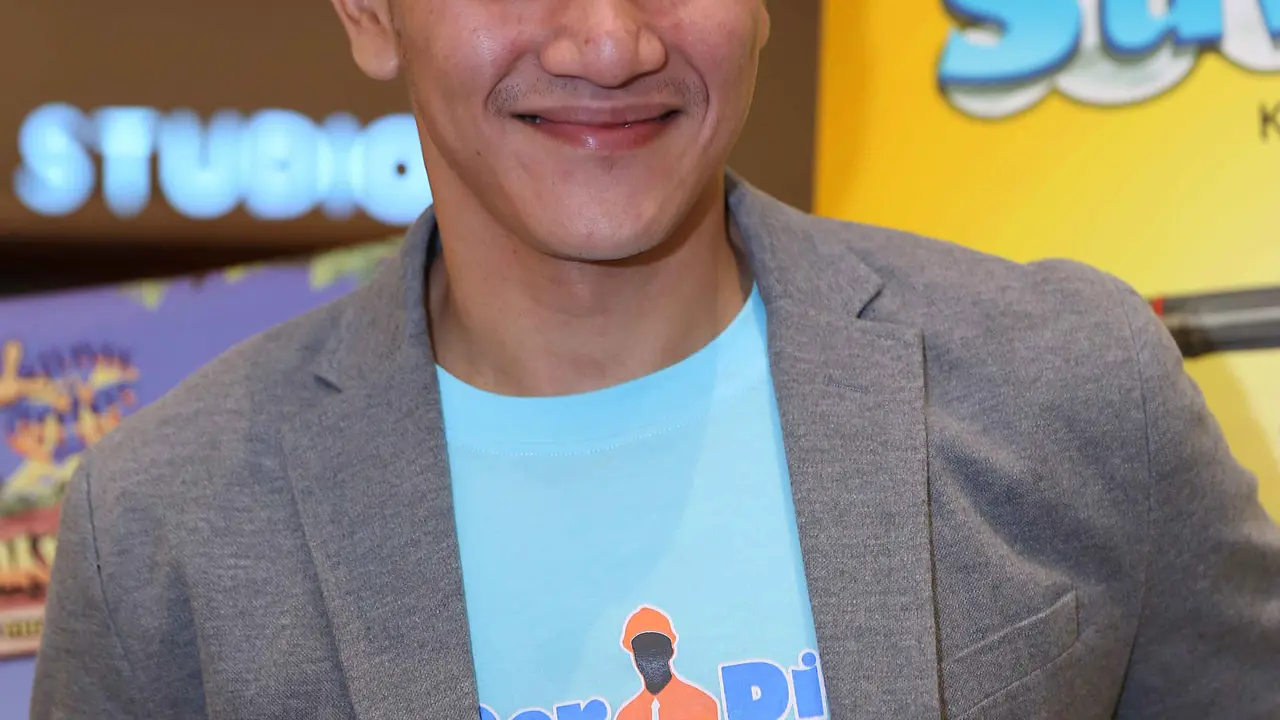 Vino G. Bastian