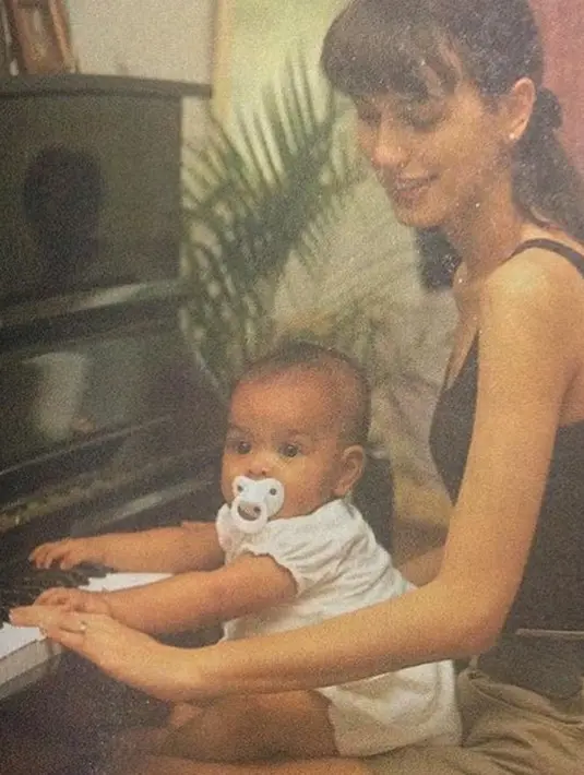 Eva Celia (Instagram/evacelia)