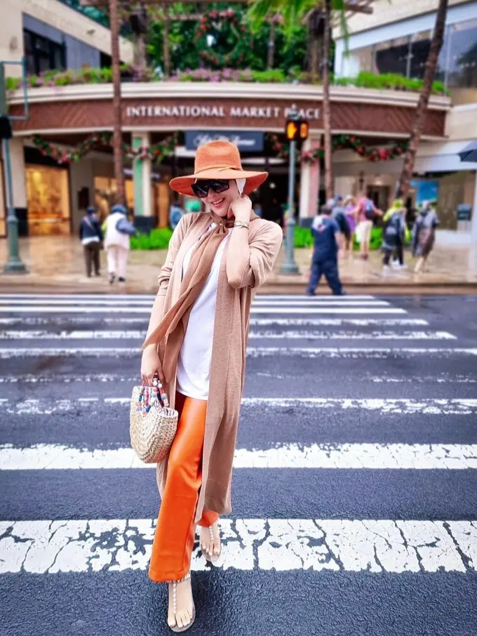 Hidung Syahrini jadi sorotan saat makan bareng Dubes Indonesia untuk Singapura