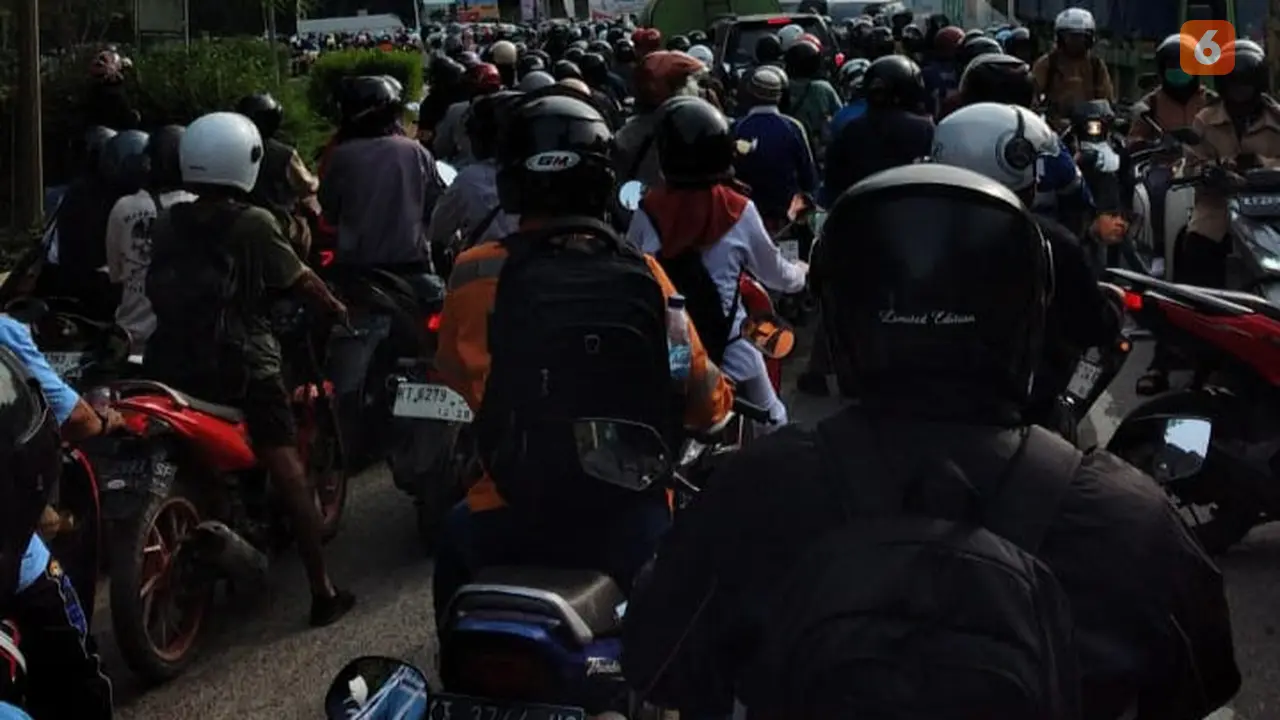 Macet jembatan