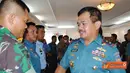 Citizen6, Surabaya: Pangkolinlamil Laksda TNI S.M. Darojatim, Latihan Pos Komando (Latposko) I Latihan Angkutan Laut Militer (Latanglamil) 2012 pada, Jumat (11/5) di di Ruang Gimin, Mako Satlinlamil Surabaya. (Pengirim: Dispenkolinlamil)