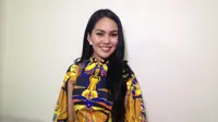 Kartika Putri menikmati liburan jauh dari Jakarta