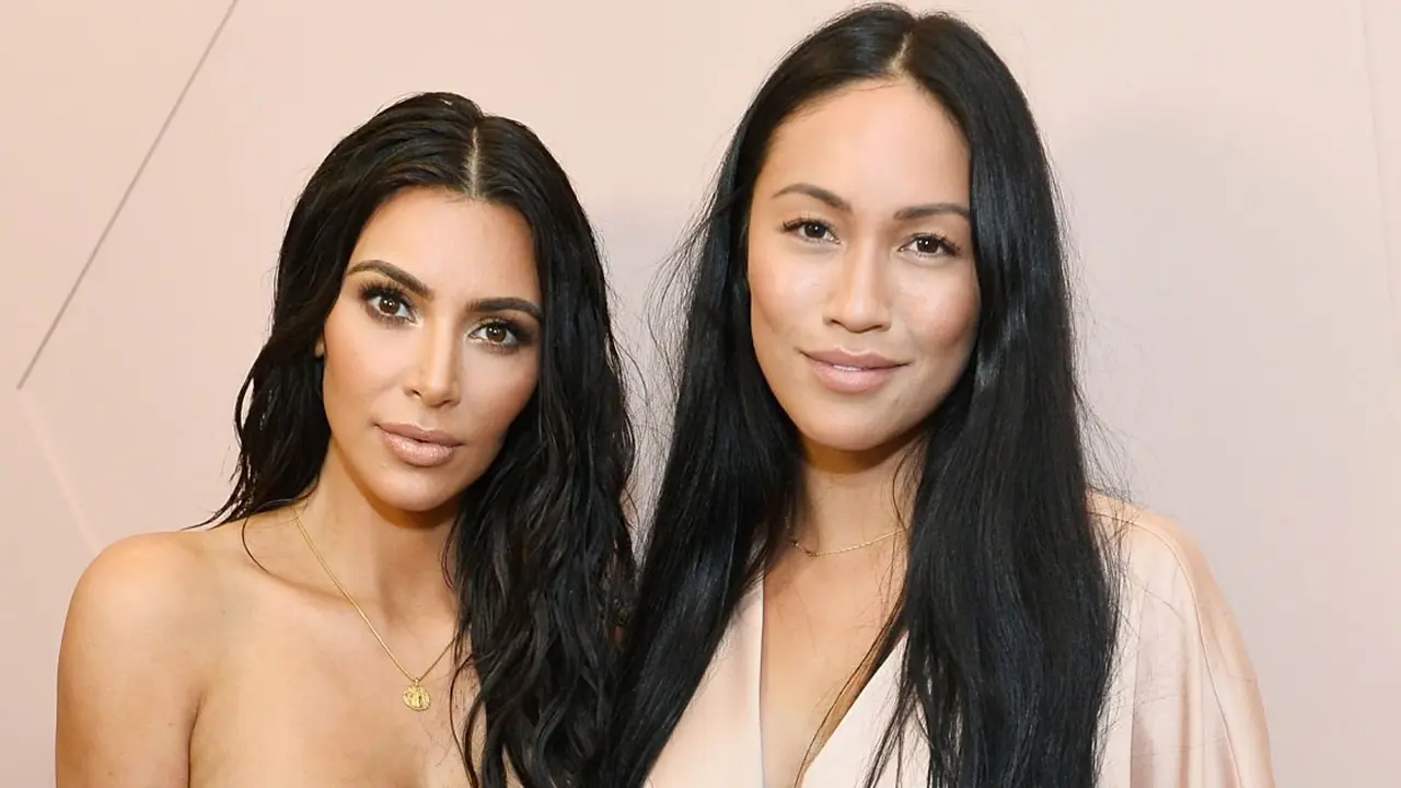 [Bintang] Stephanie Shepherd dan Kim Kardashian