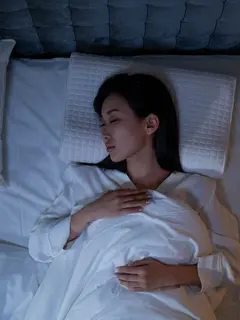Beberapa kebiasaan sederhana sebelum tidur dapat membantu menciptakan suasana malam yang lebih nyaman sekaligus memberi waktu bagi tubuh untuk beristirahat. (Foto/Dok: Pexels)