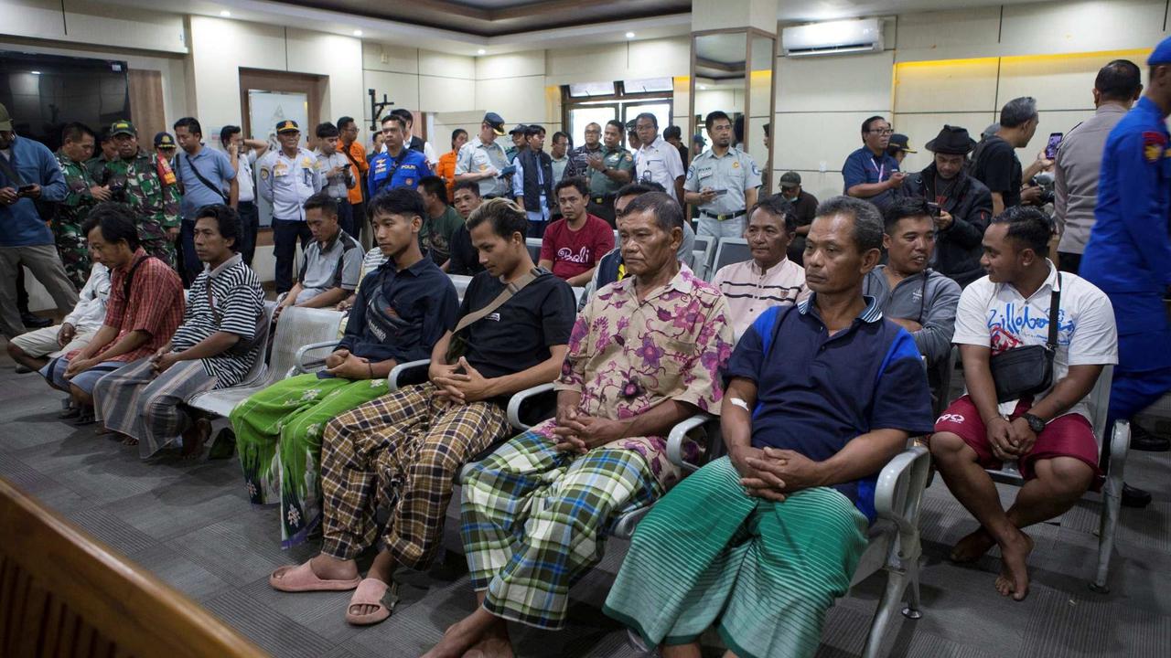 Tragedi kapal tenggelam di Selat Bali